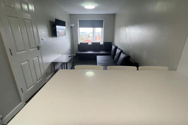Ryan I Air I Bnb - 102 Mill Street - Free Parking ลิเวอร์พูล ห้อง รูปภาพ
