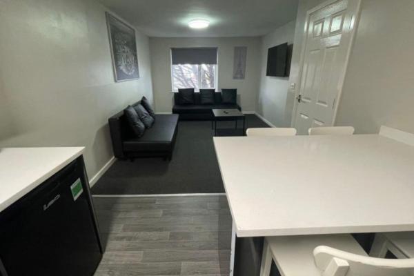 Ryan I Air I Bnb - 102 Mill Street - Free Parking ลิเวอร์พูล ห้อง รูปภาพ
