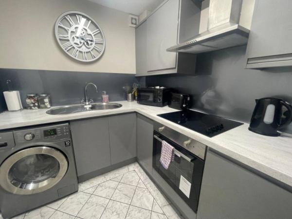 Ryan I Air I Bnb - 102 Mill Street - Free Parking ลิเวอร์พูล ห้อง รูปภาพ